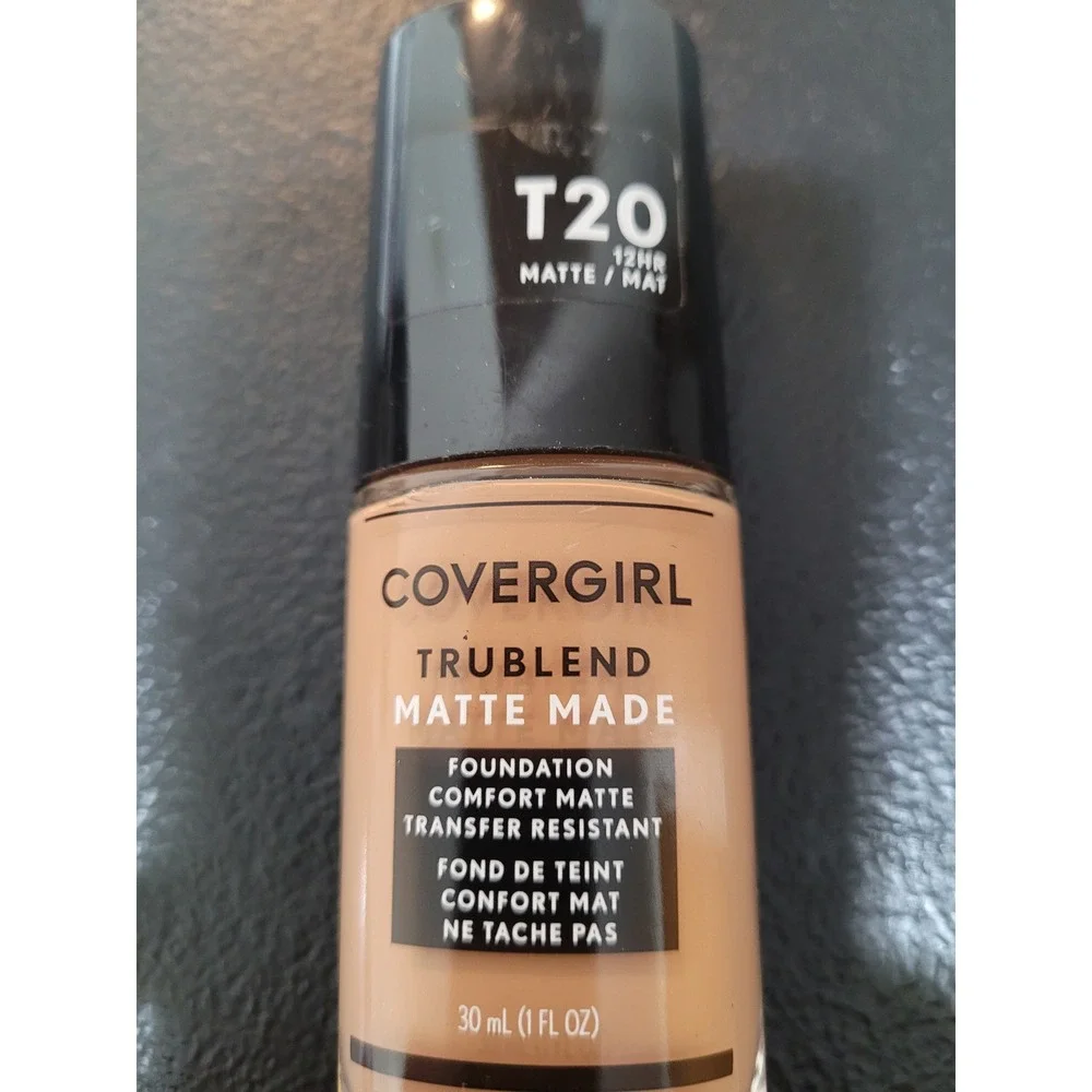 Covergirl Foundation Women 30ml T20 Soft Honey New TruBlend Matte Made Liquid